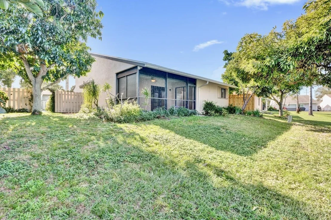 Photo of 32 Buxton Lane