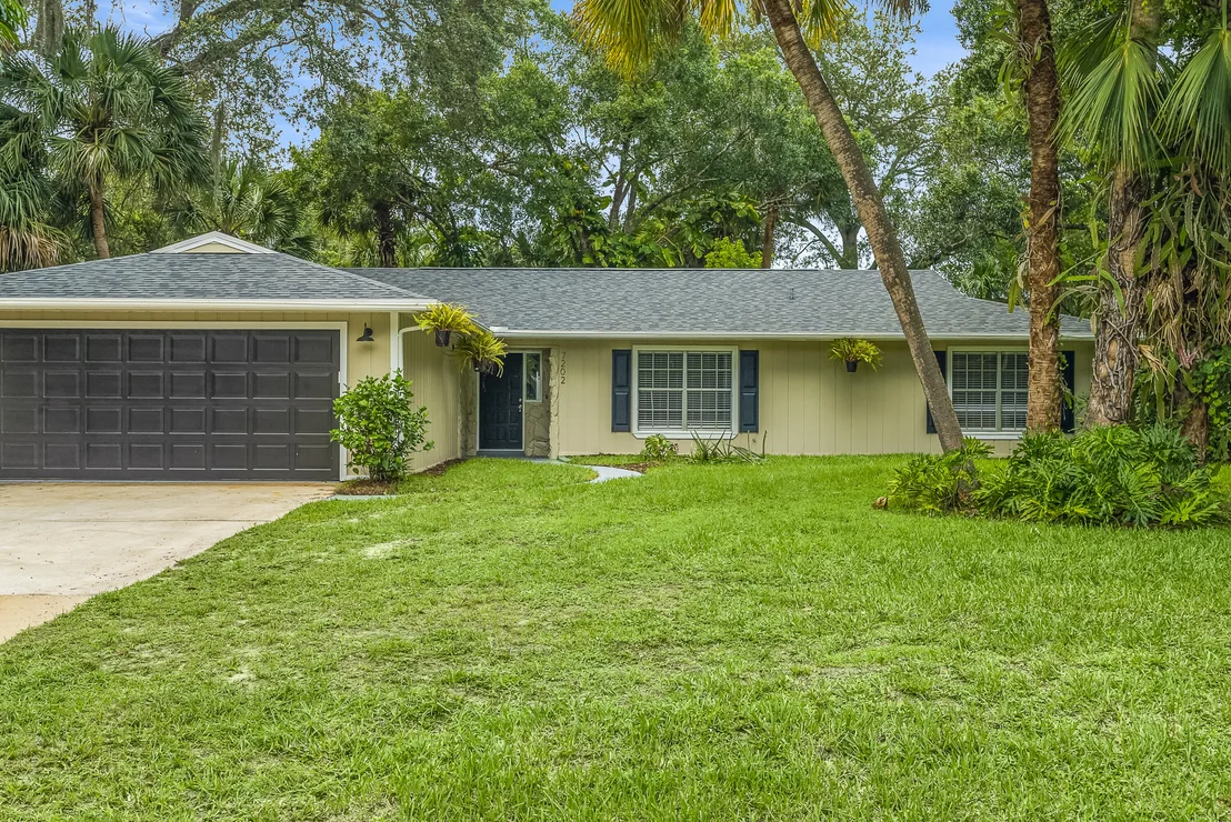 Photo of 7202 Arthurs Road