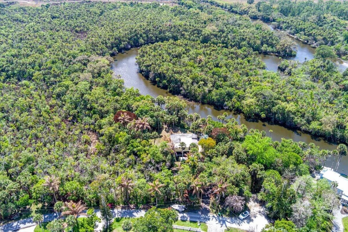 Photo of 6423 Riverland Drive