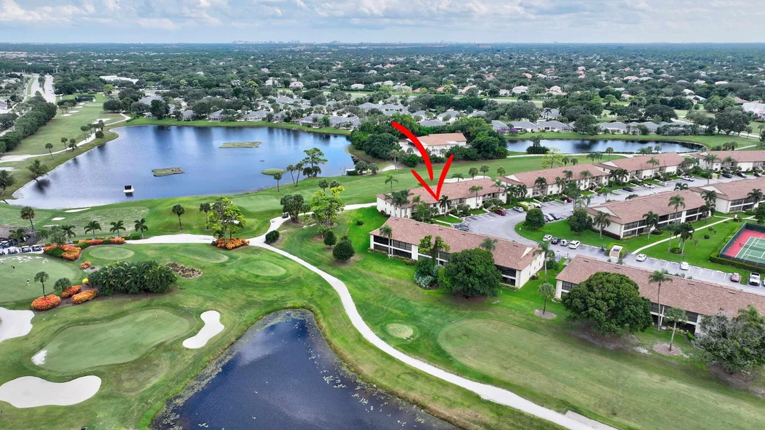 Photo of Unit C at 801 Pinecrest Circle