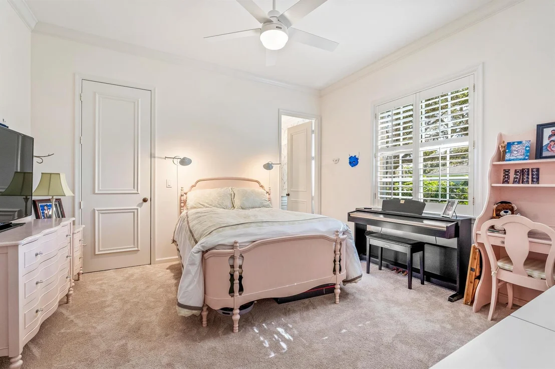 Photo of 409 Sable Oak Drive