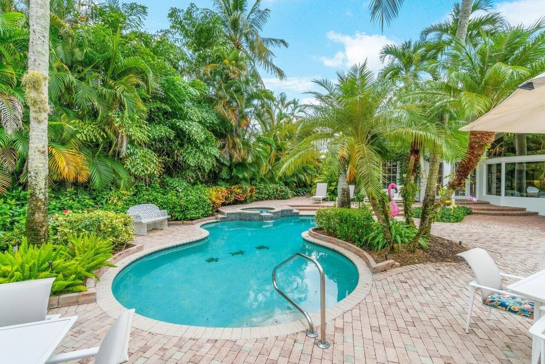 Photo of 16589 Senterra Drive
