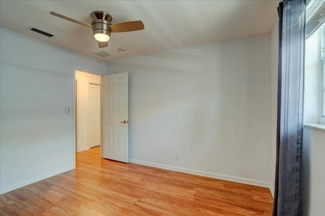 Photo of 39 SE 9th Avenue