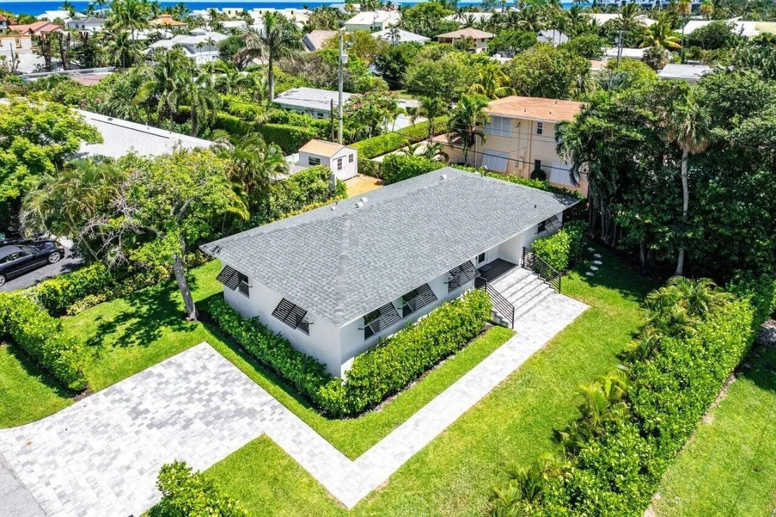 Photo of 5497 N Ocean Boulevard
