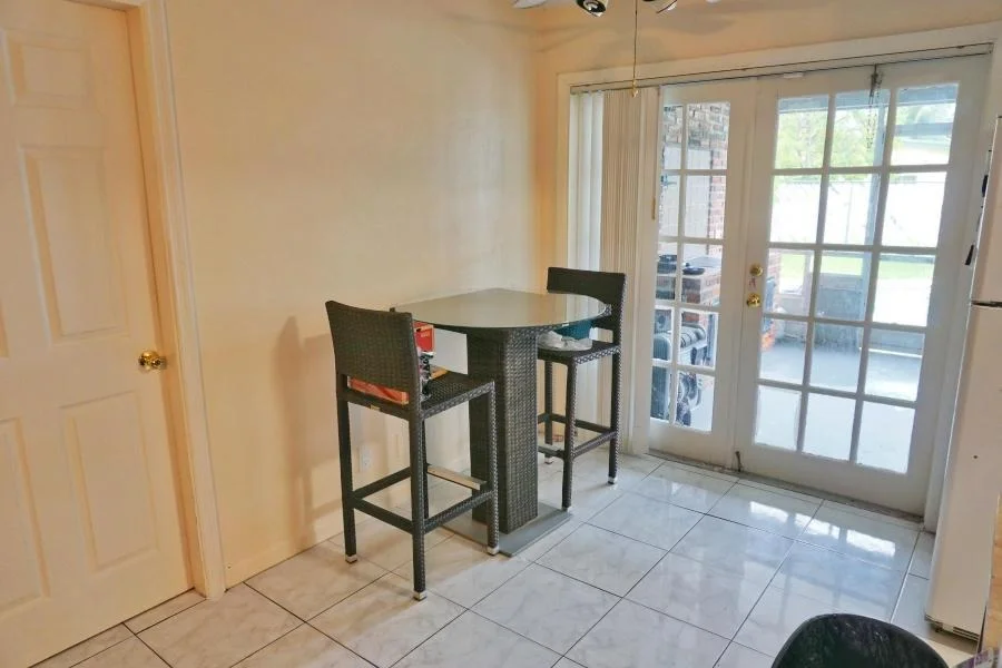 Photo of 1112 E River Drive