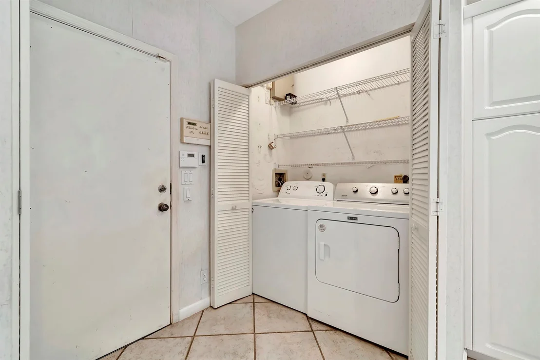 Photo of 7867 Waterfall Terrace