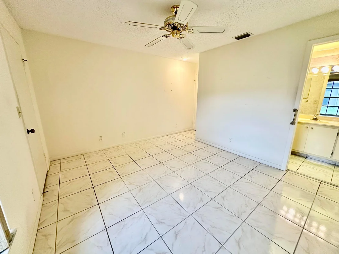 Photo of 5483 VIBURNUM Circle