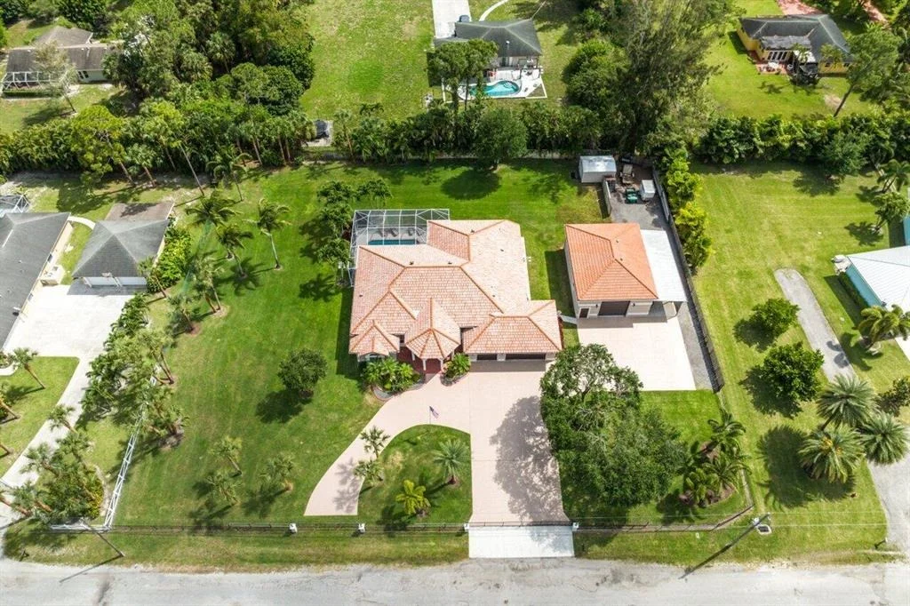 Photo of 8360 Arrowhead Drive