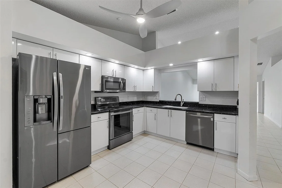 Photo of Unit 0 at 7915 Coral Pointe Drive