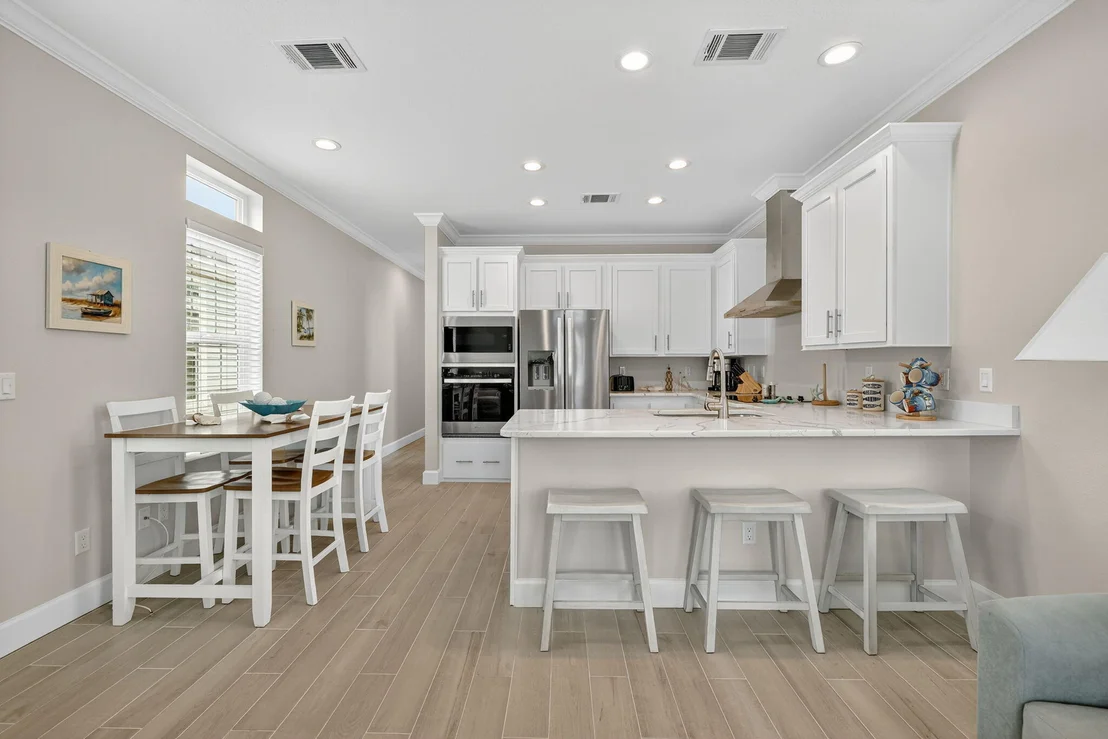 Photo of 300 NE Coastal Drive