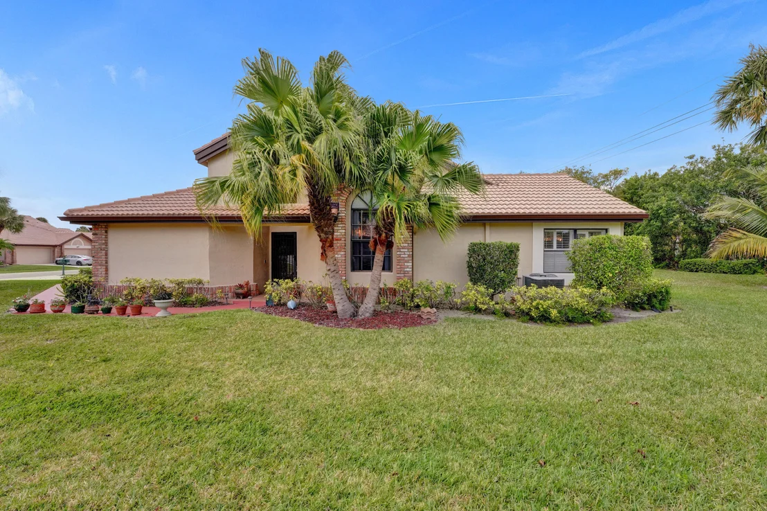Photo of 8074 Cassia Drive