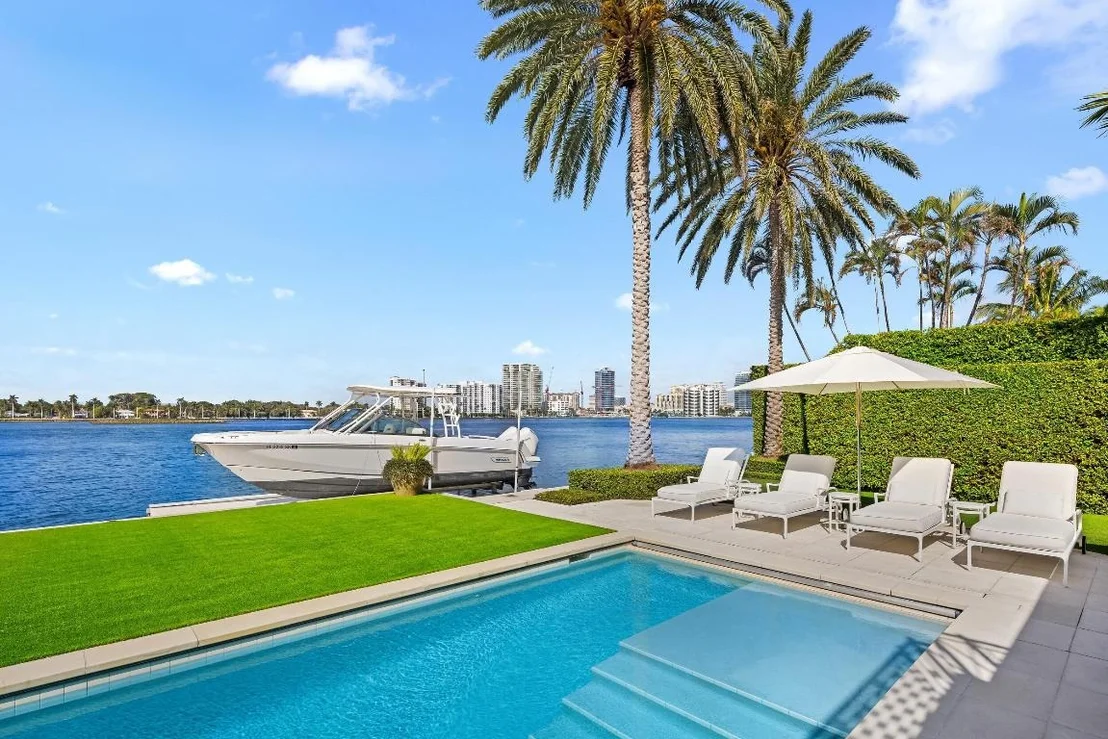Photo of 631 Island Drive