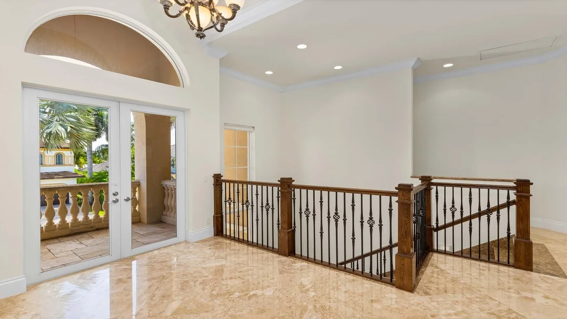 Photo of 929 Banyan Drive
