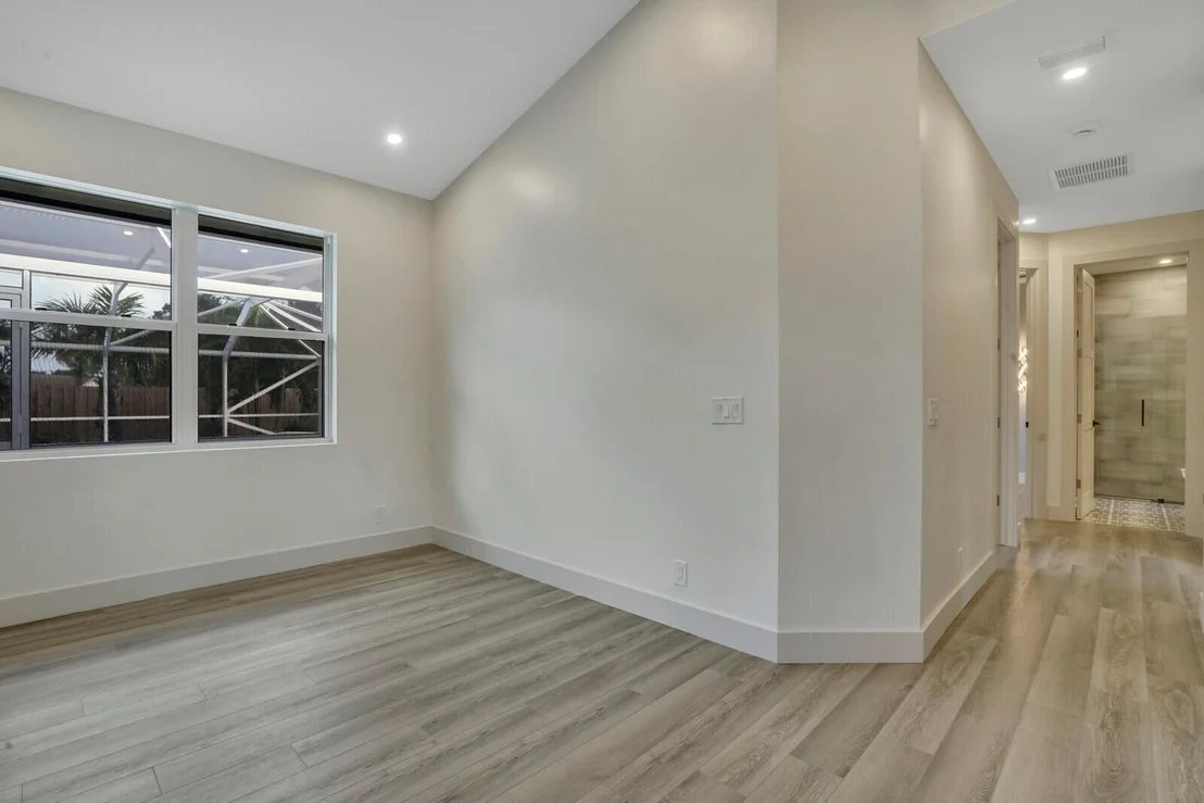 Photo of 514 Enfield Road
