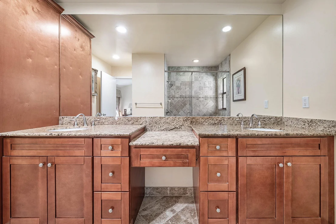 Photo of 9295 Sun Pointe Drive