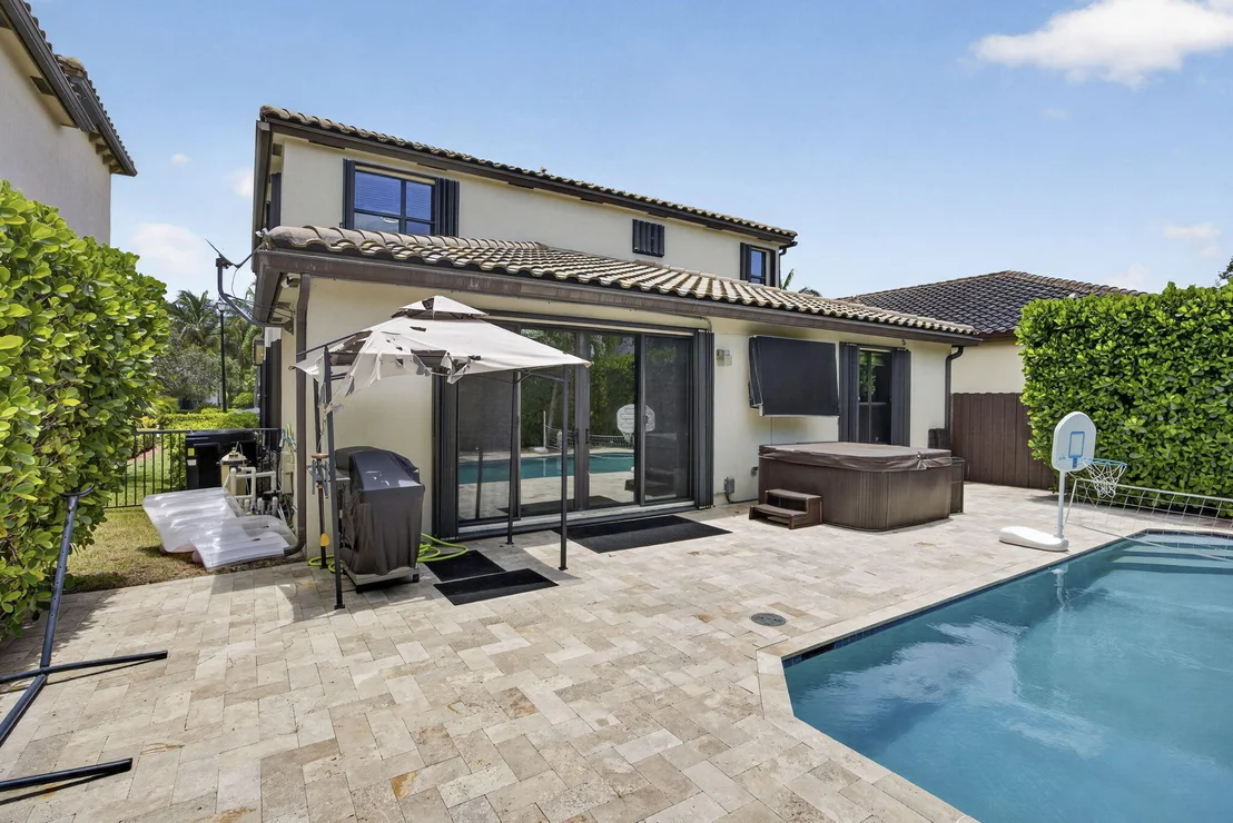 Photo of 4577 Willow Run Way