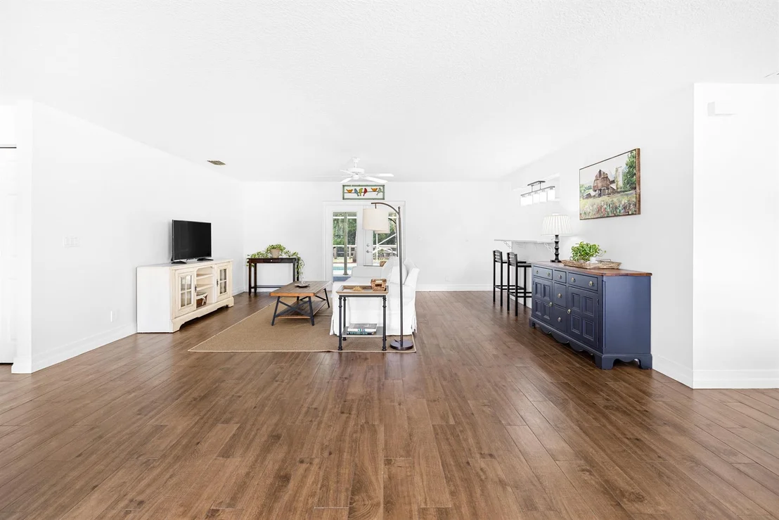 Photo of 15780 110th Avenue N