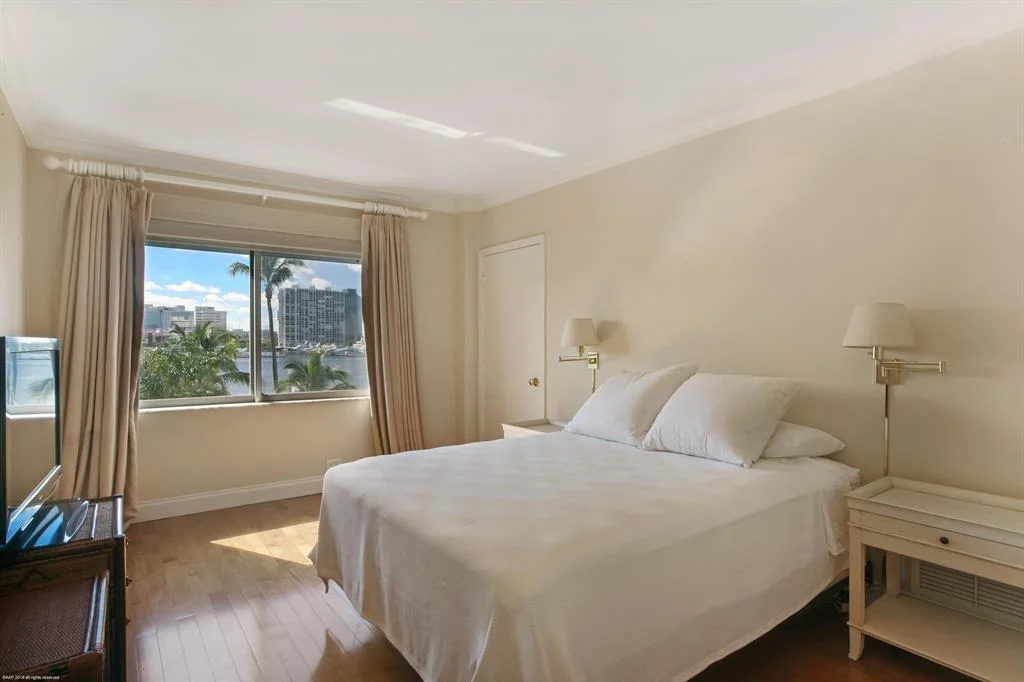 Photo of Unit 220B at 44 Cocoanut Row