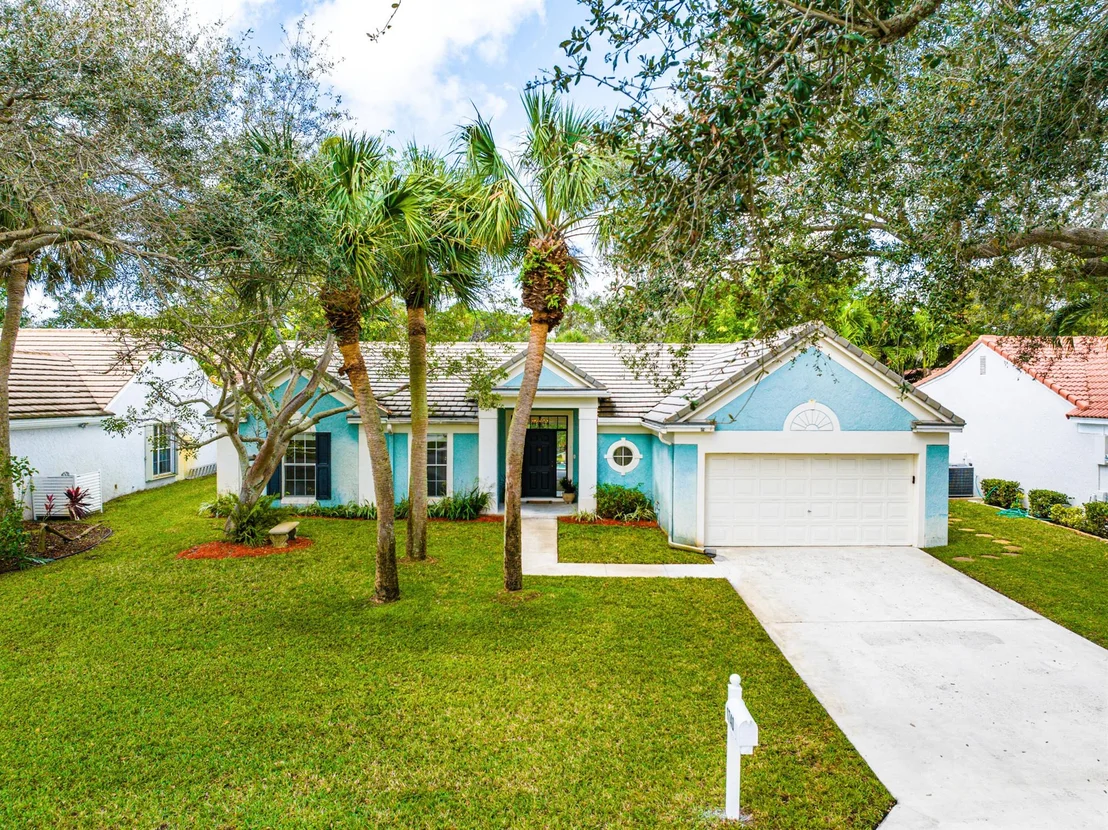 Photo of 1740 Park Tree Place