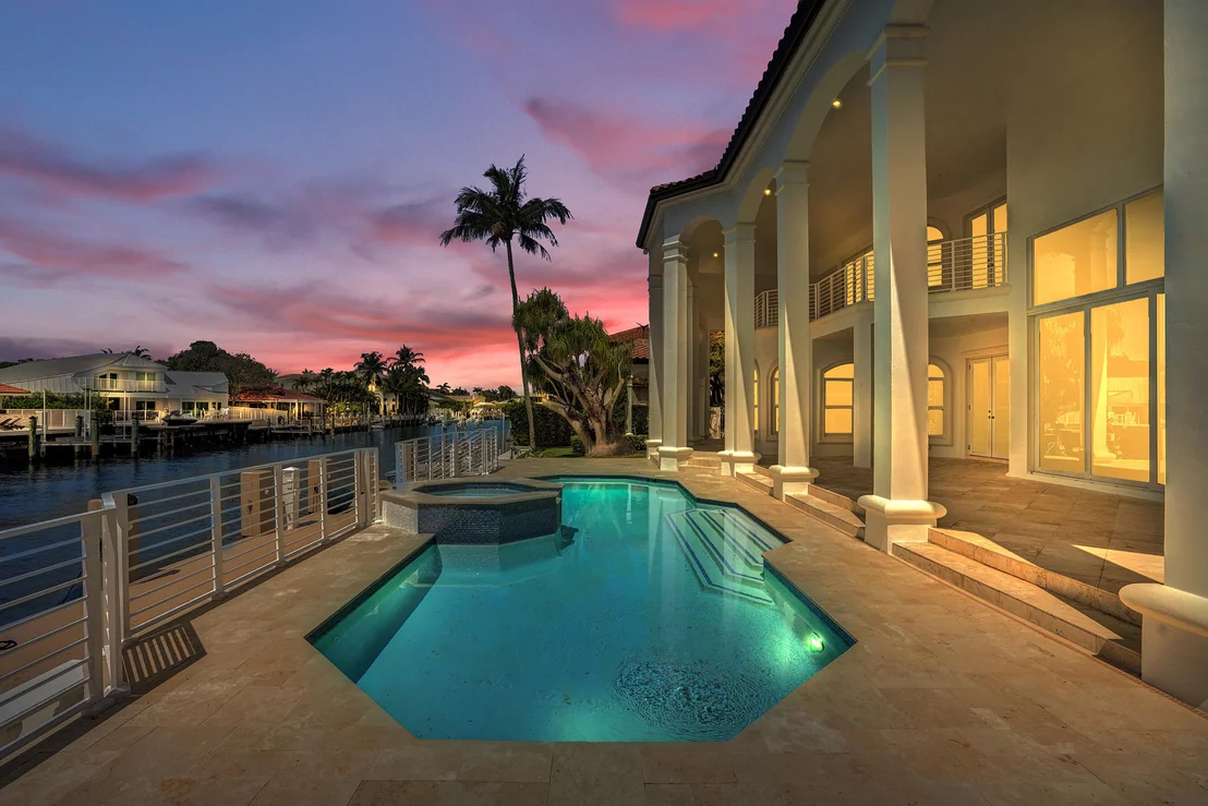Photo of 890 Lilac Drive