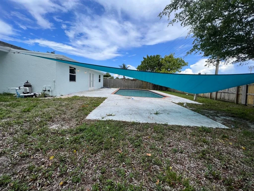 Photo of 638 Date Palm Drive