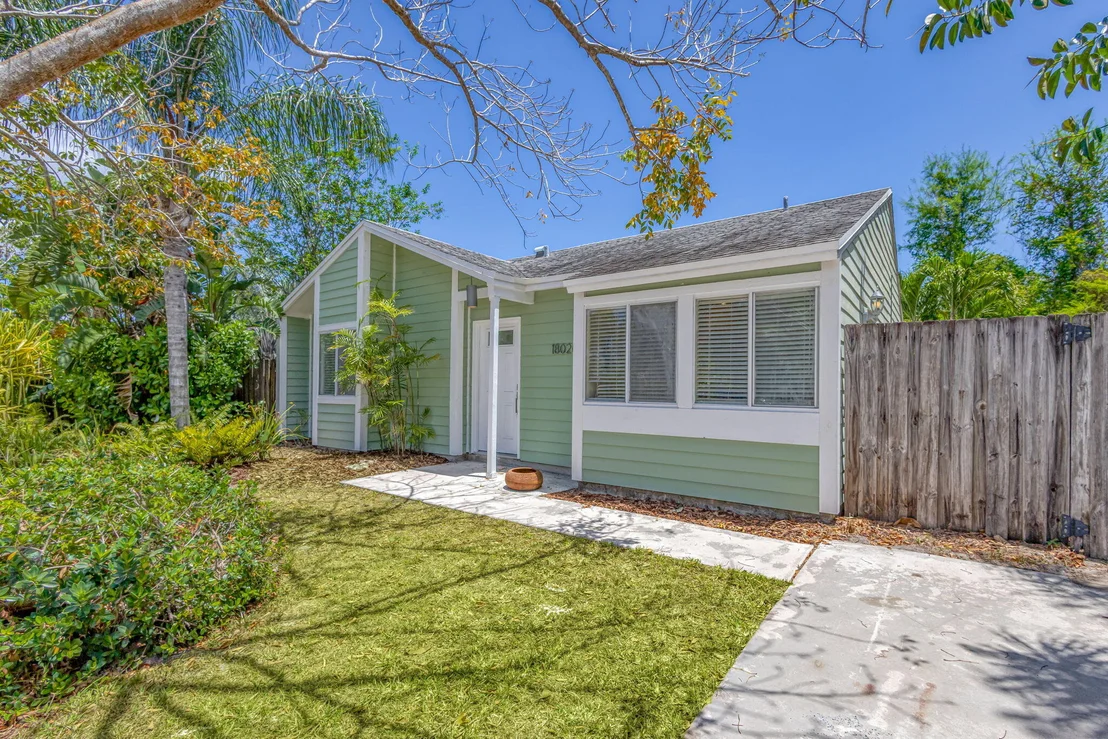 Photo of 18020 Anchor Drive