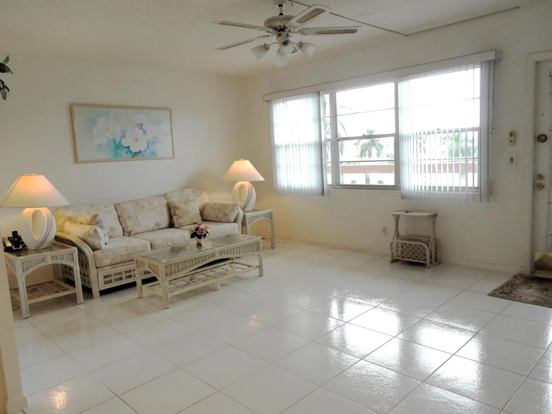 Photo of 4053 Cornwall C