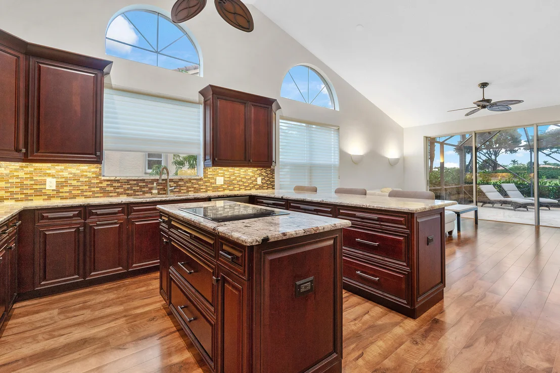 Photo of 7724 Dorchester Road