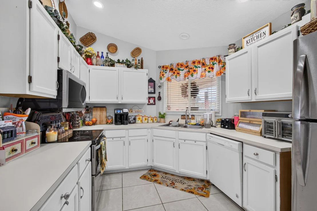 Photo of 6312 MULLIN Street