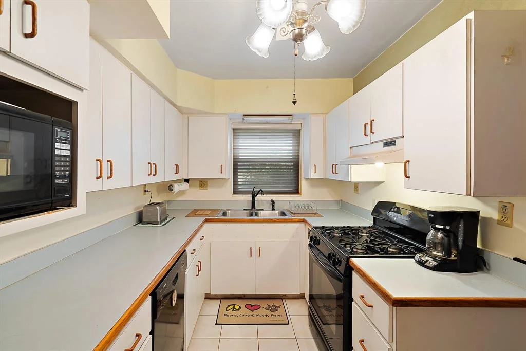 Photo of 784 Westwind Drive