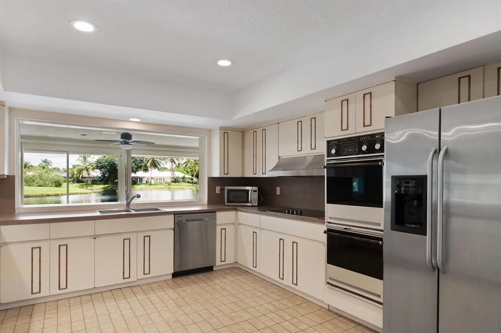 Photo of 4935 King Palm Circle