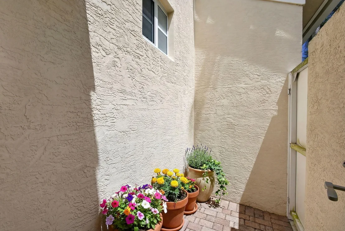 Photo of 8642 Plum Cay
