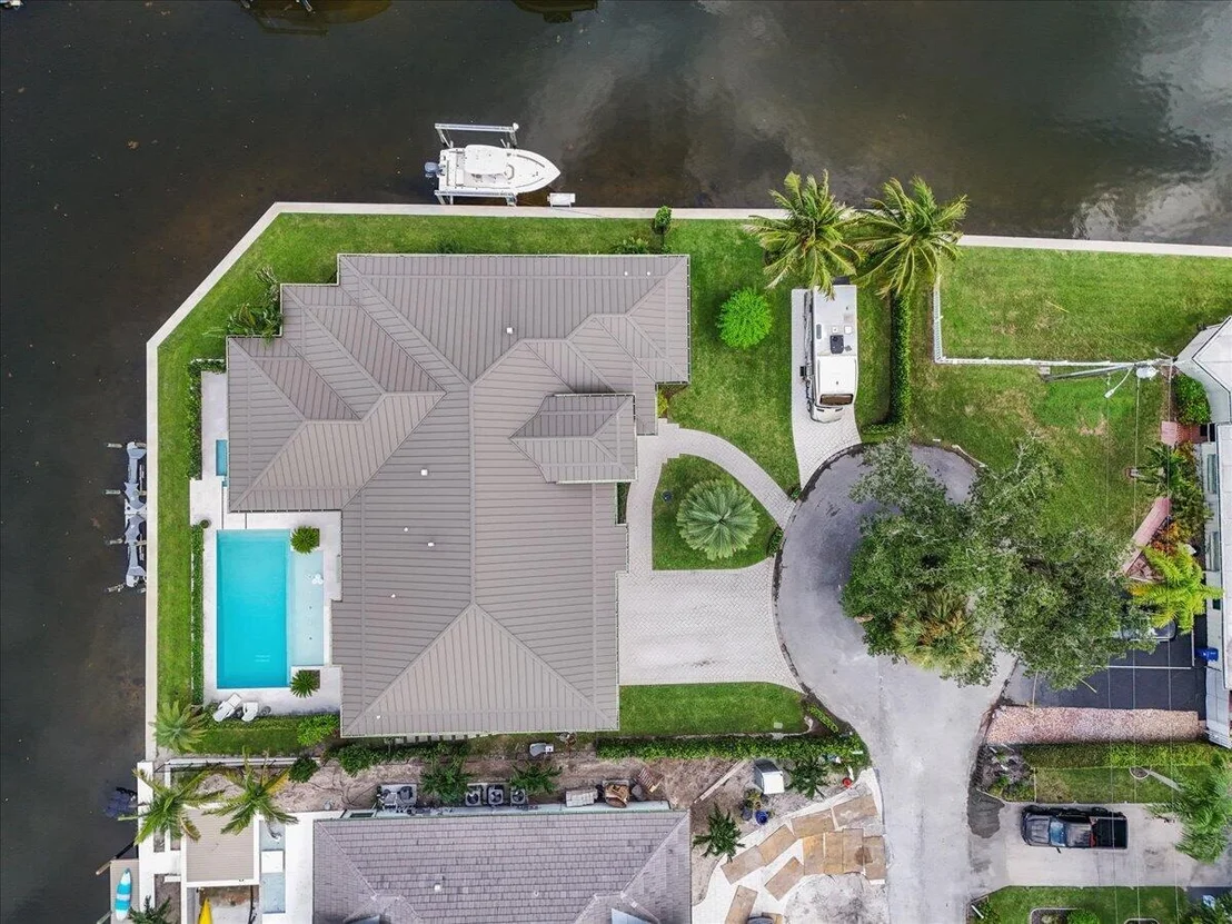 Photo of 934 N Loxahatchee Drive