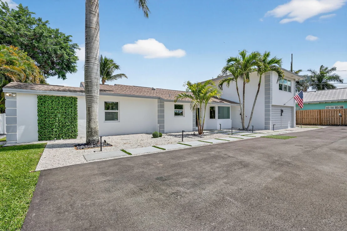 Photo of 6544 Eastview Drive