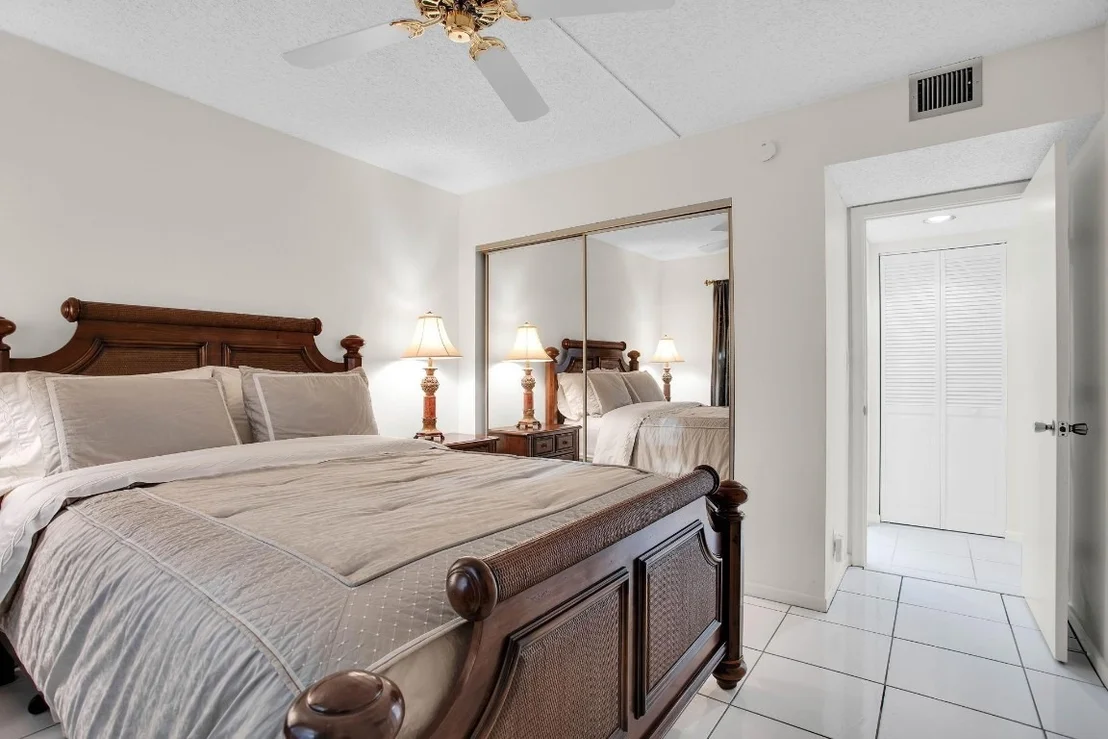 Photo of Unit D4 at 1603 Abaco Drive