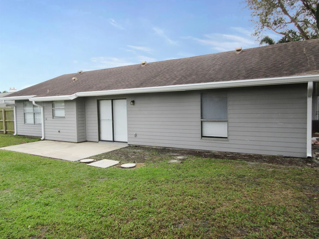 Photo of 5321 Fox Valley Trail
