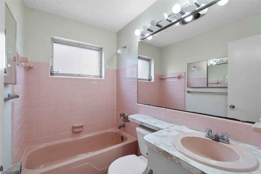 Photo of 4401 NW 49th Drive