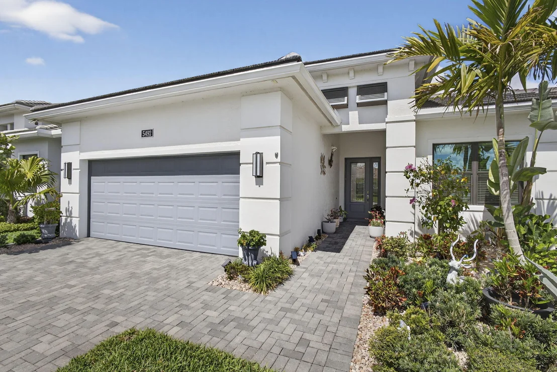 Photo of 5492 St Armands Way
