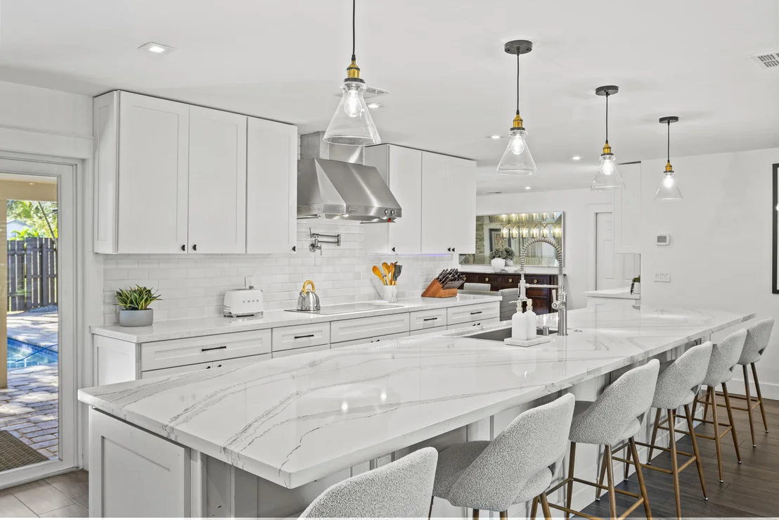 Photo of 3544 Lakeview Drive