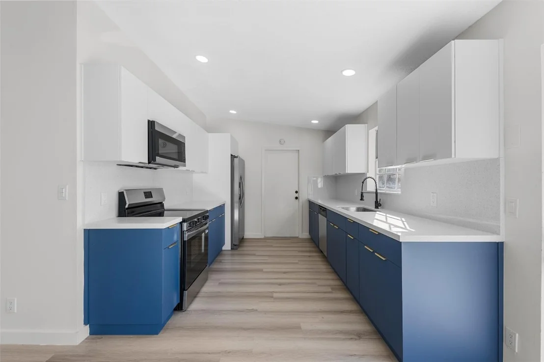Photo of 640 Foresteria Drive