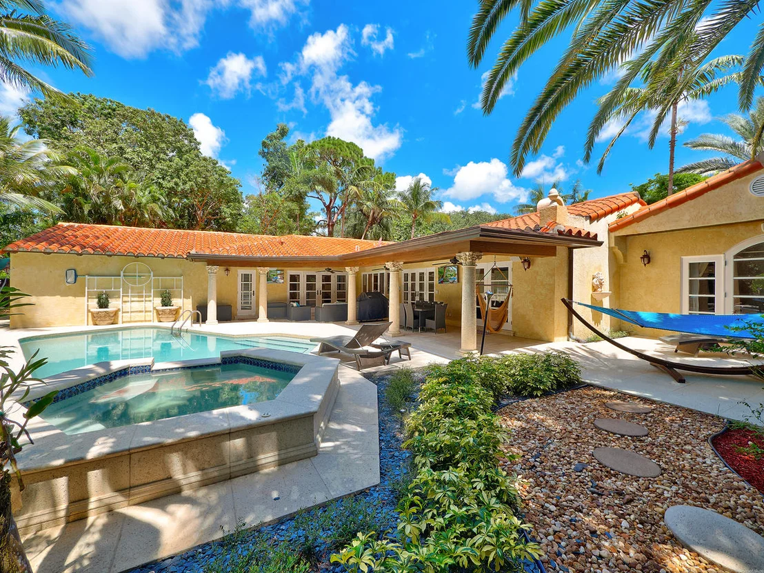 Photo of 826 Periwinkle Street