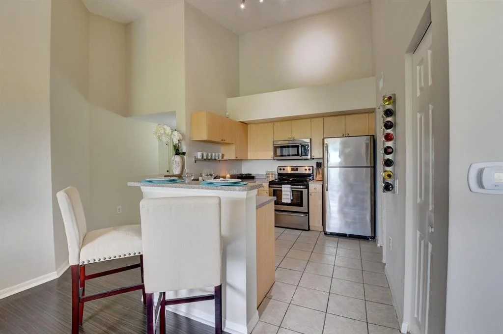 Photo of Unit 423 at 423 Villa Circle