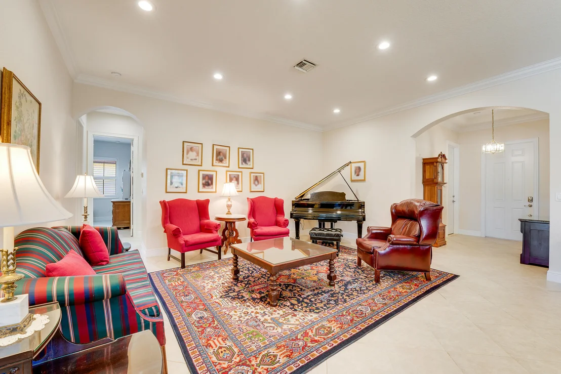 Photo of 124 Casa Circle
