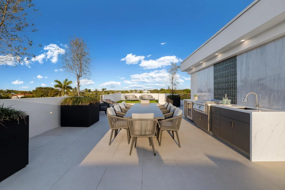 Photo of 400 NE Olive Way