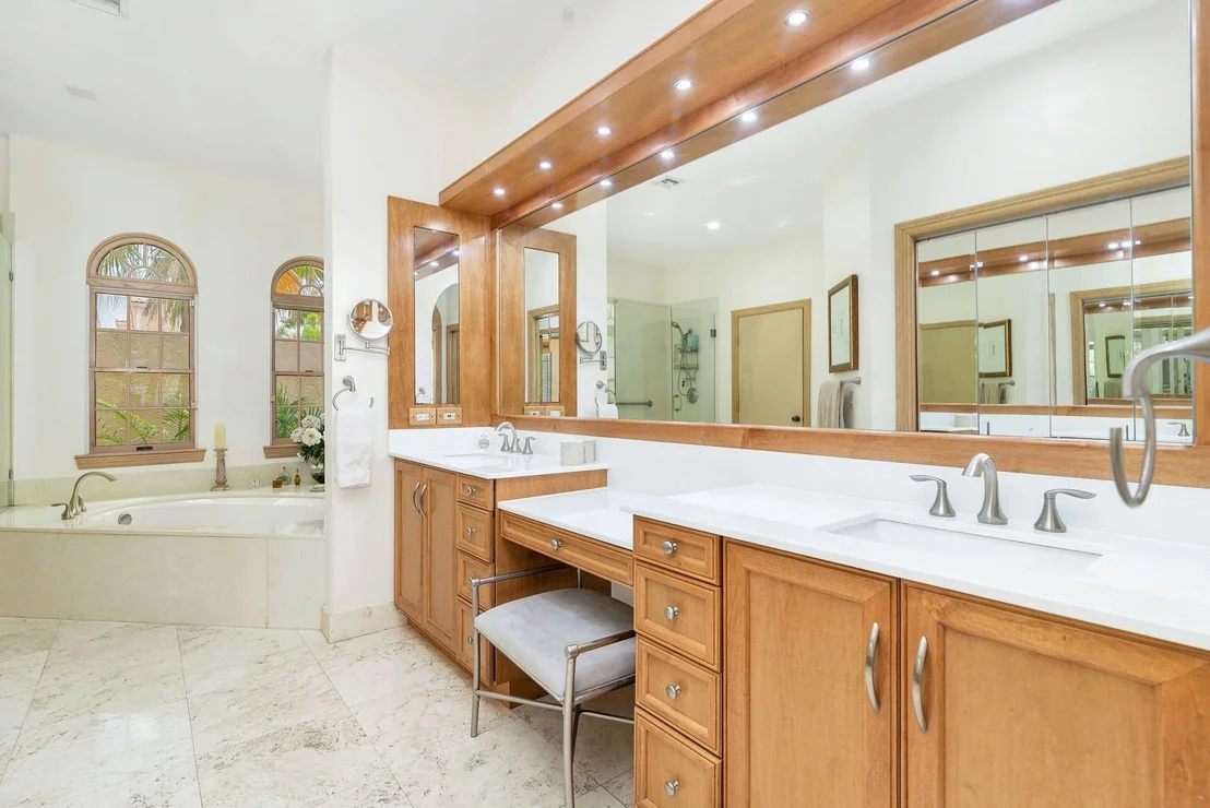 Photo of 3330 Bridgegate Drive