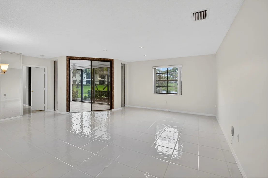 Photo of Unit E at 5217 Brisata Circle