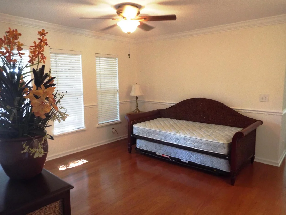 Photo of 35 Saint Davids Way