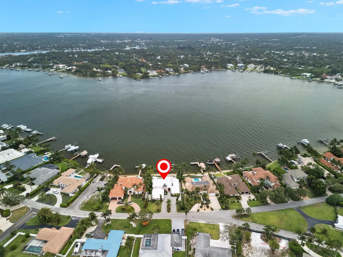 Photo of 103 River Drive