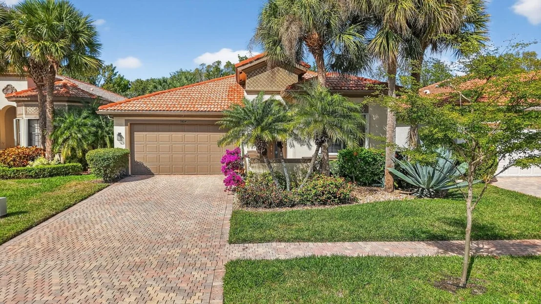 Photo of 9804 Isles Cay Drive