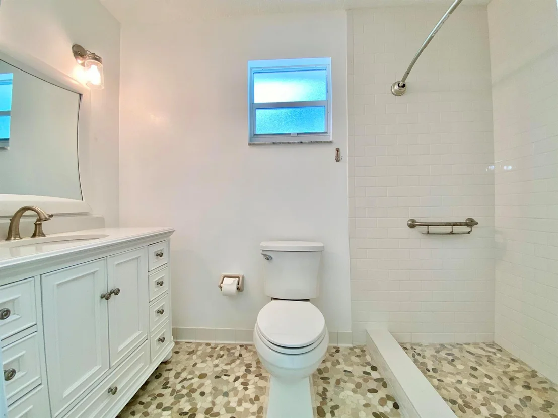 Photo of 16844 127 Drive N